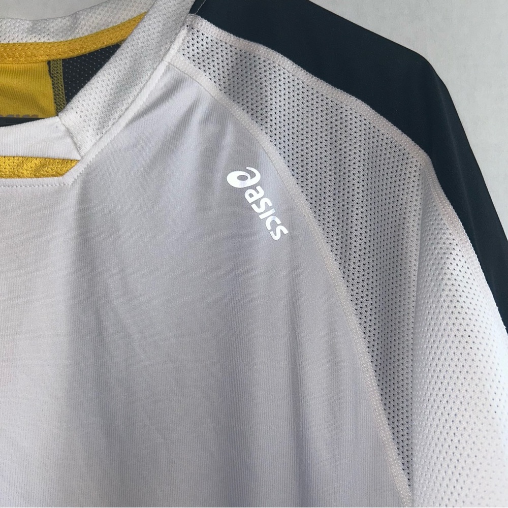 Asics mens ARD short sleeve shirt size M